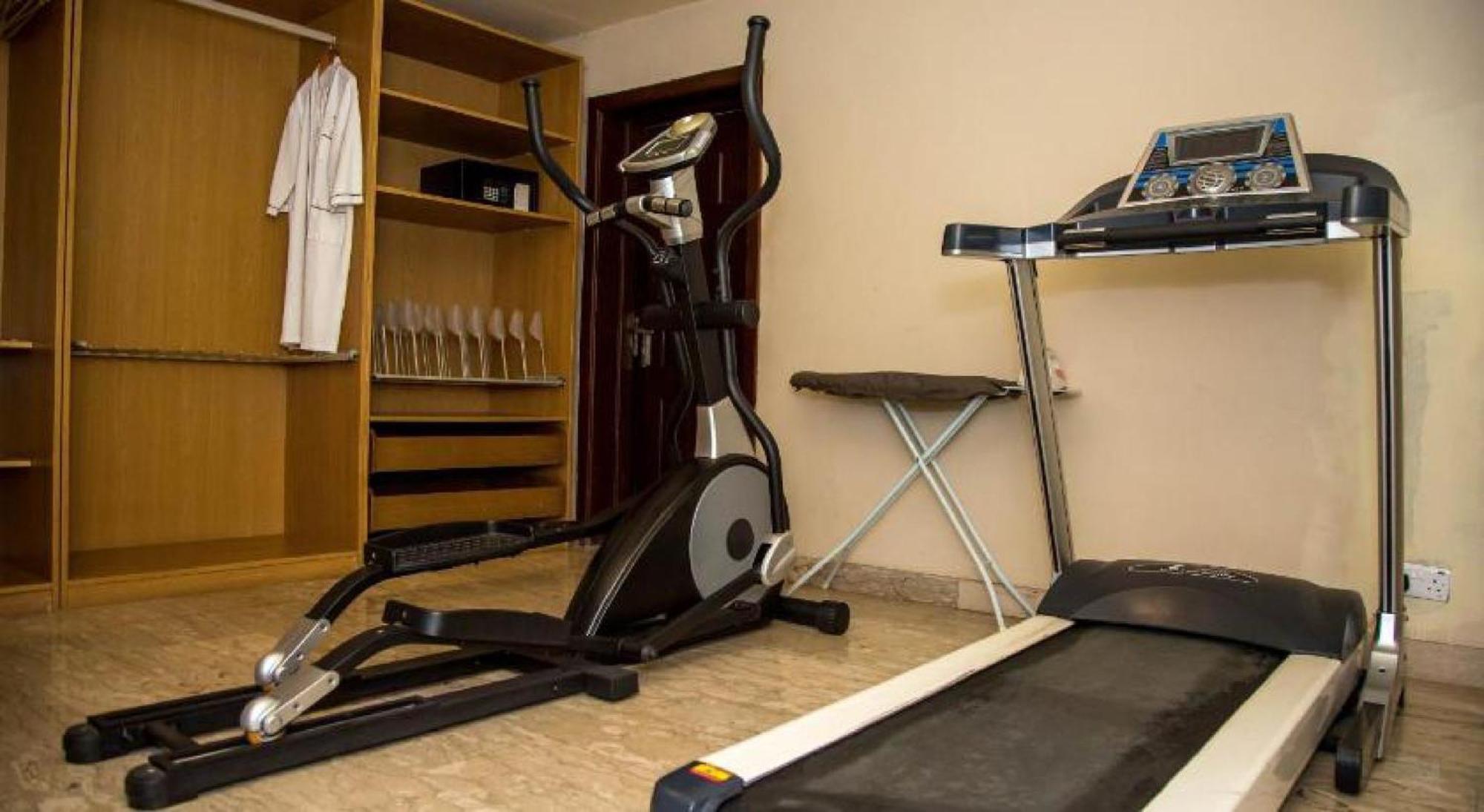 Room In Lodge - Apartment Royale Hotel-3 Bd Apartment Икея Экстерьер фото